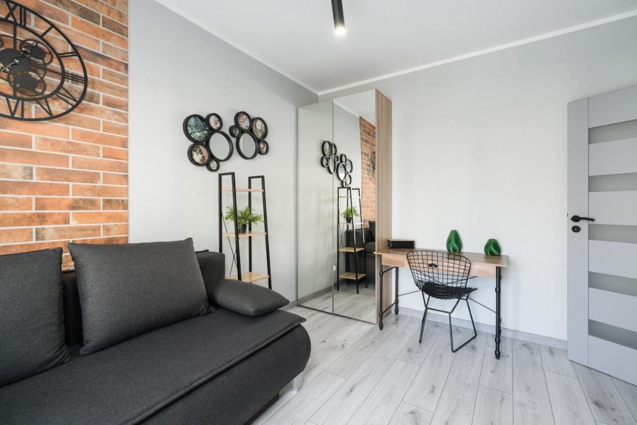Family 62m - Sowia With Garage & Balcony By Renters