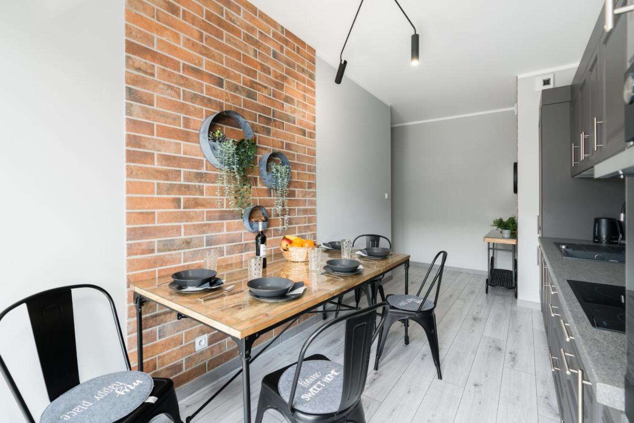 Family 62m - Sowia With Garage & Balcony By Renters Apartment Poznan