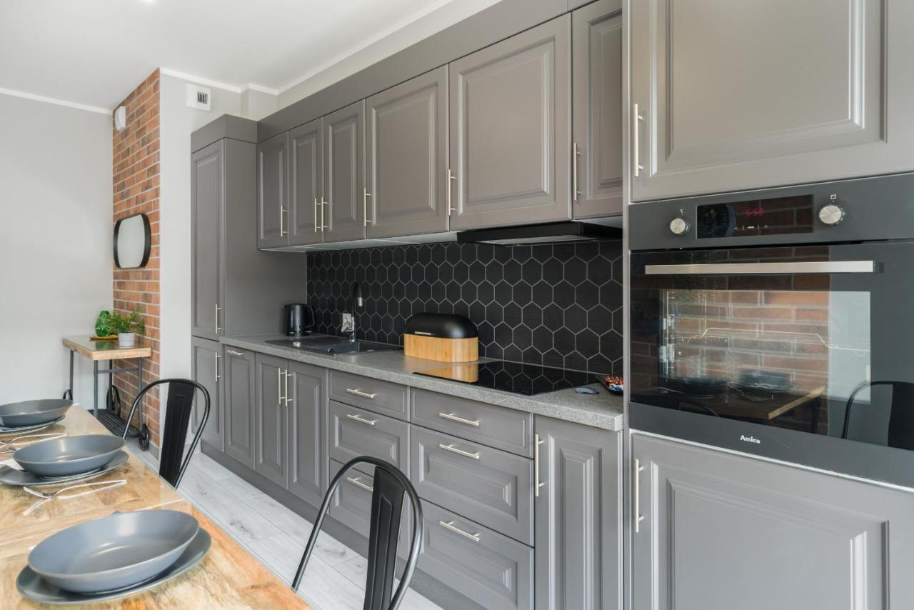 Family 62m - Sowia With Garage & Balcony By Renters